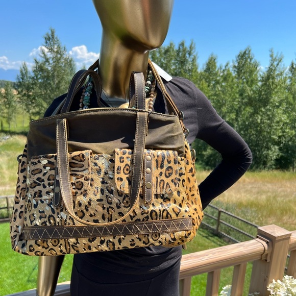 🎁 Myra Bag Wild Woods Leopard Cowhide Leather New Purse Satchel - Picture 2 of 7